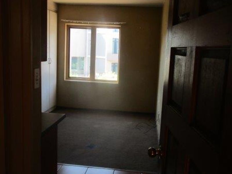 BACHELOR FLAT TO RENT IN RIVIERA - Photo 6