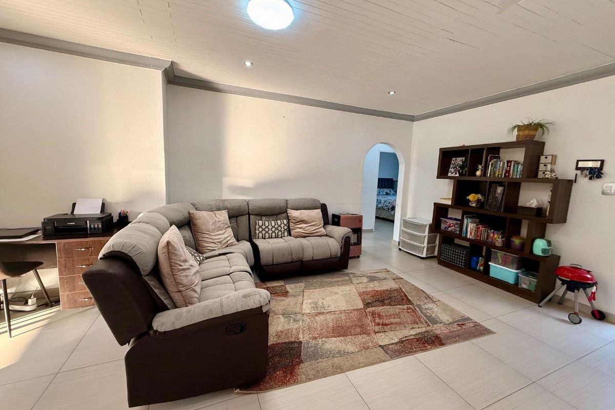 Beautiful 3 bedroom Townhouse for sale - Photo 5