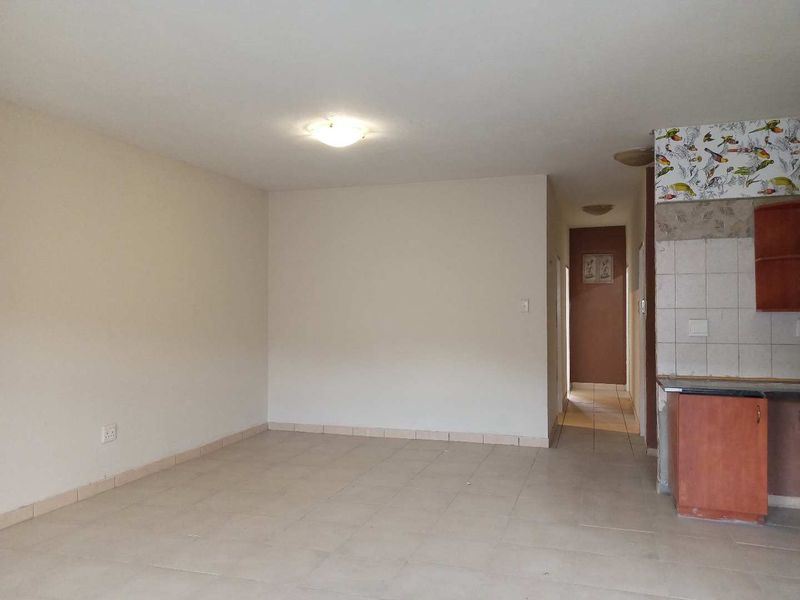 3 Bedroom townhouse for sale in Norkem Park Ext 2 - Photo 3