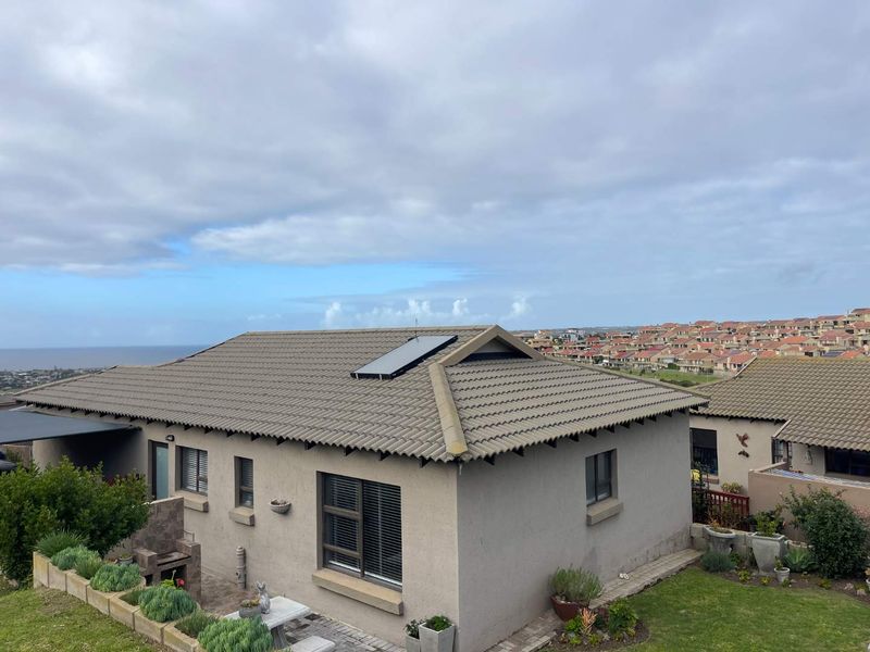Single Level 3 Bedroom Townhouse with Sea Views in Secure Estate, Seemeeu Park - Photo 2