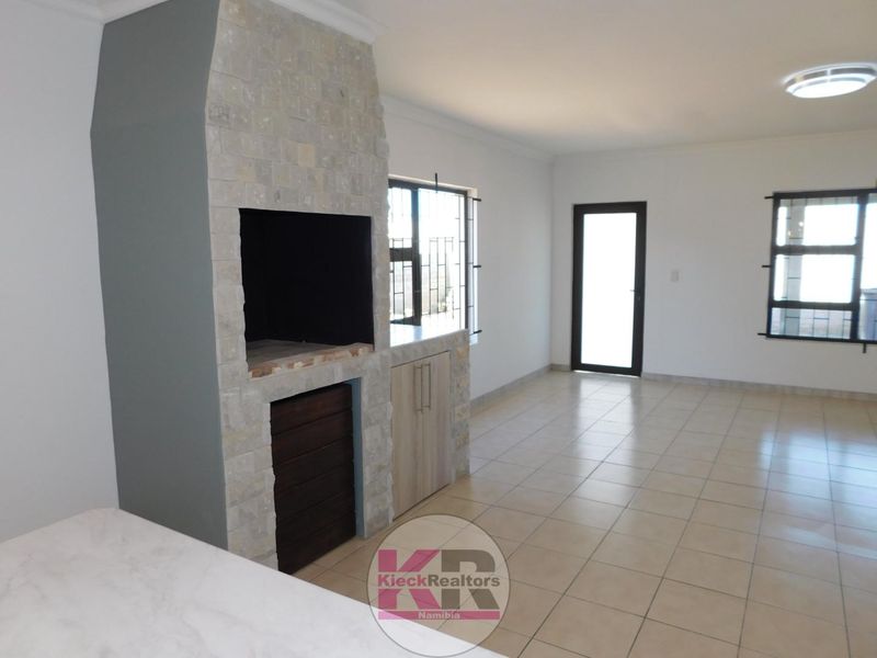 Henties Bay: Newly Renovated 3 Bedroom home For Sale - Photo 7