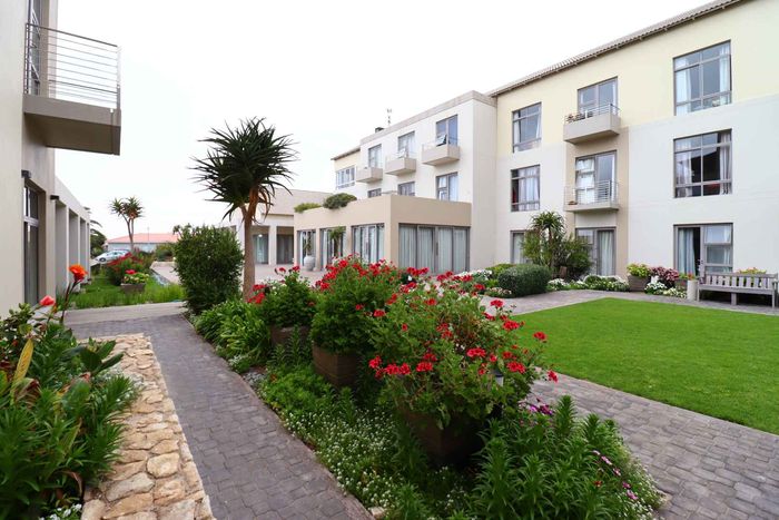 Property #2557530, Apartment For Sale in Ocean View