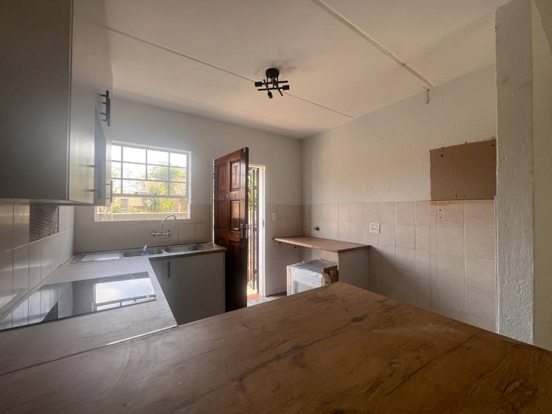 Newly Renovated Top to Toe With Value Galore - Photo 5