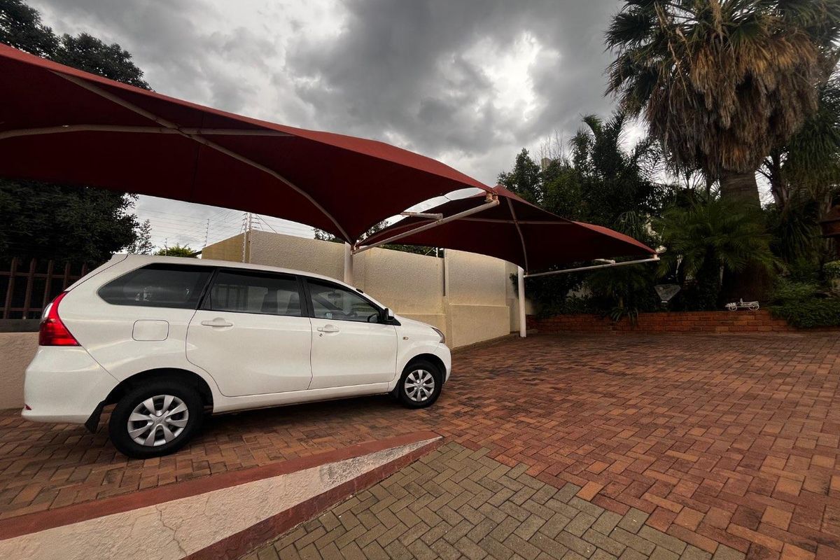 Olympia fairytale house for sale - Photo 3