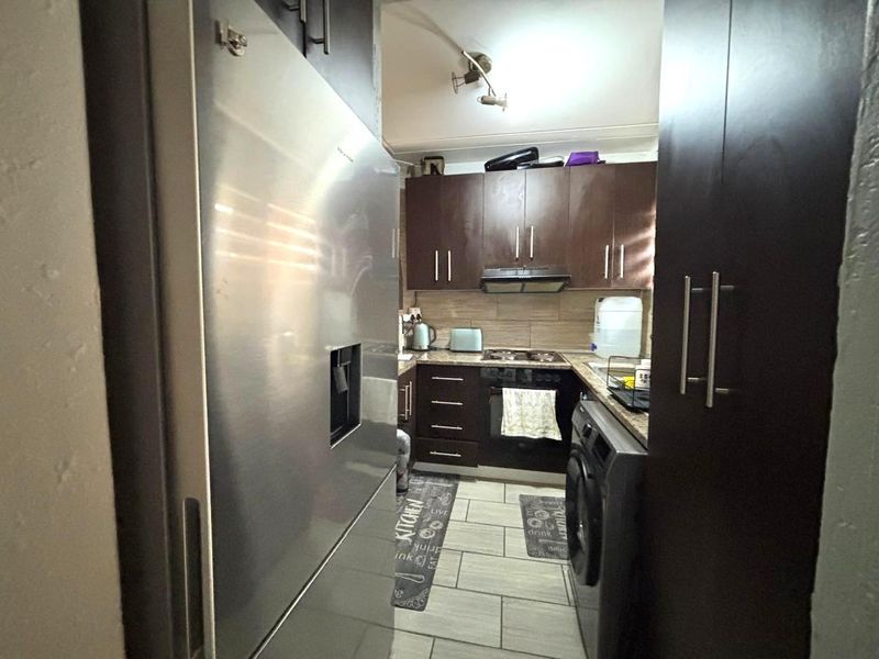 2 Bedroom Unit Ground Floor Unit for sale in Winchester Hills - Photo 3