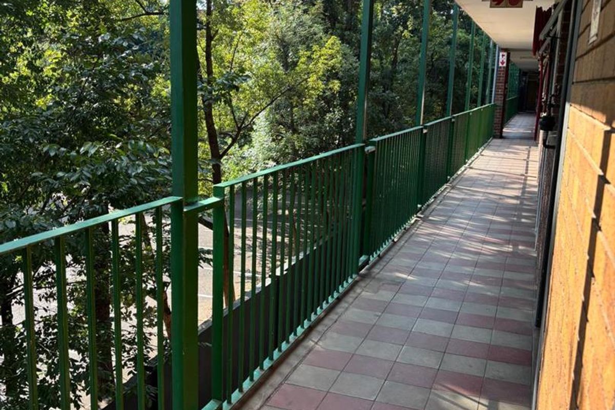 A lovely unit is ready for a new owner. - Photo 5