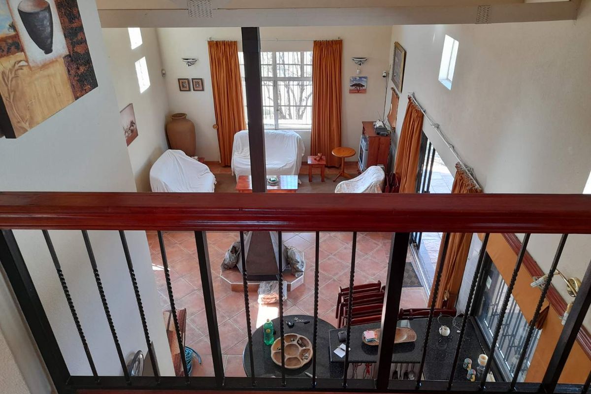 8 Sleeper House in Game Lodge - Photo 5