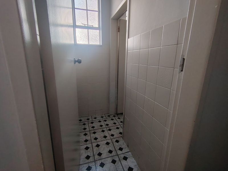 Office Space to Let in Bulwer - Photo 8