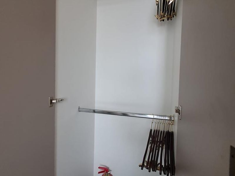 STUPENDOUS FULLY FURNISHED STUDIO APARTMENT IN THE NEW AND ICONIC COMPLEX IN ROSEBANK - Photo 9