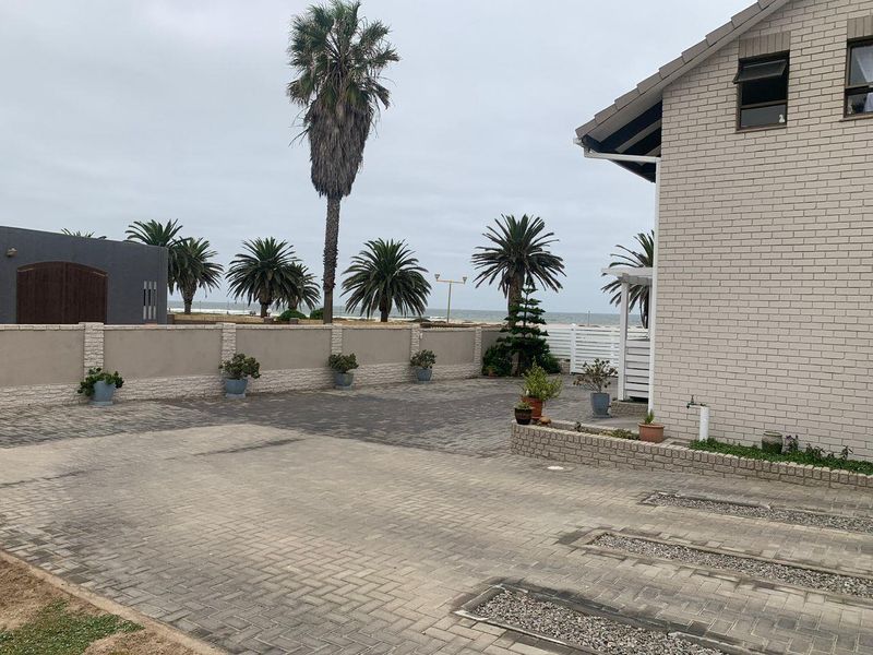 Swakopmund, Vineta | Beach Front House For Sale - Photo 9