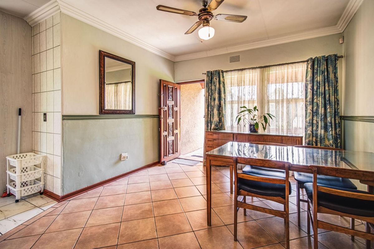 Corner Comfort Meets Family Living in the Heart of Atlasville! - Photo 5