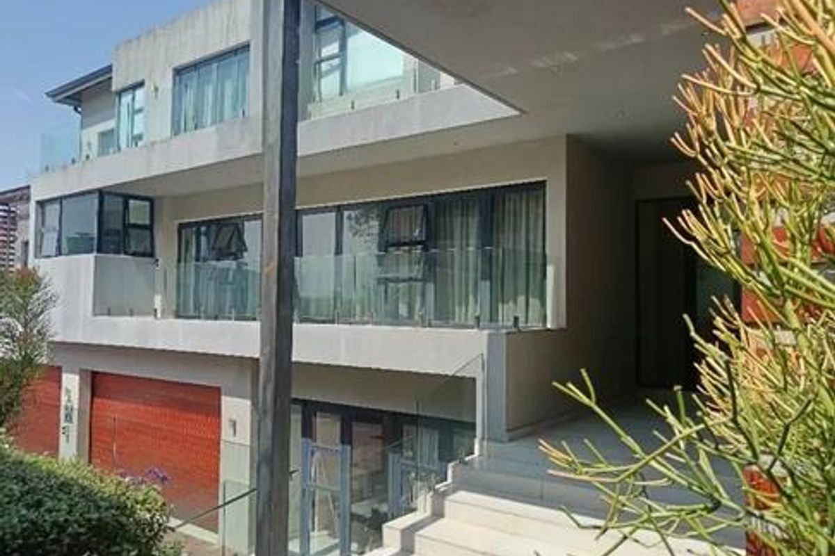 MANSION ON SALE - Photo 4