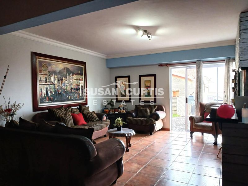 Guesthouse For Sale - Photo 9