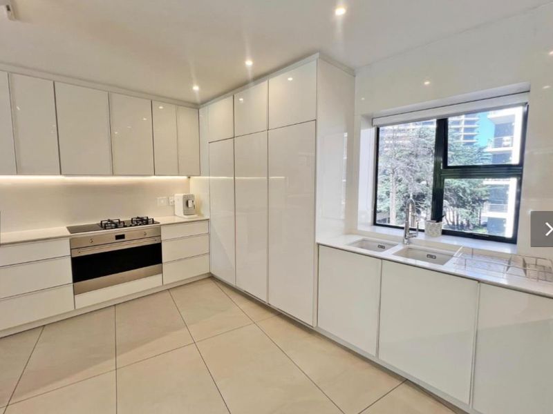 3 bedrooms fully furnished Immaculate home available to let. - Photo 8