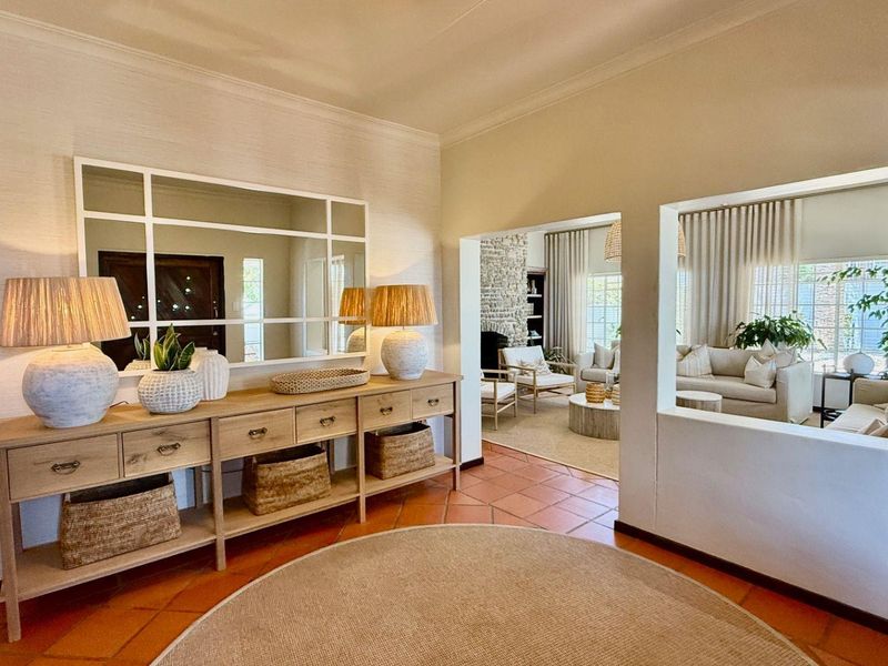 OLYMPIA - CLOSE TO ALL AMENITIES - NS5 995 000 - Photo 3