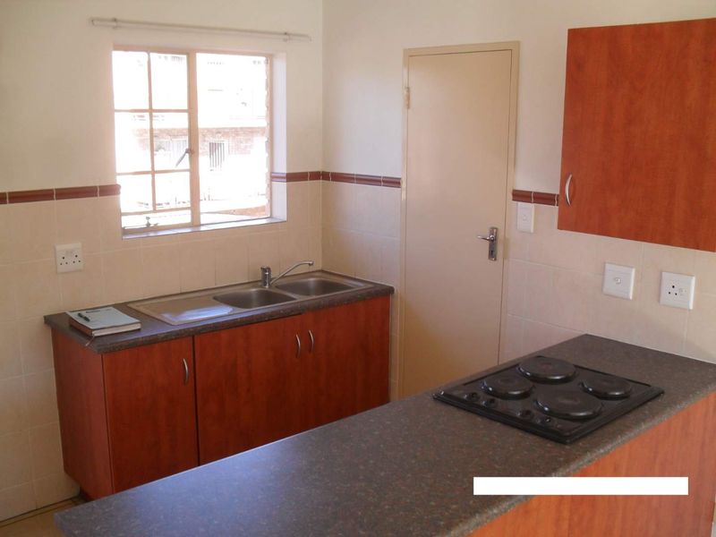 1 BEDROOM FLAT TO RENT IN MOUNTAIN VIEW - Photo 4
