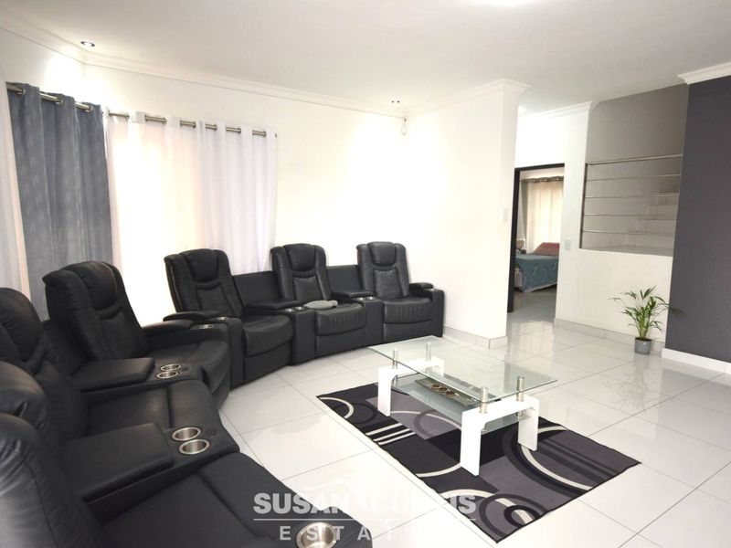 3 BEDROOM HOUSE IN OCEAN VIEW IS FOR SALE - Photo 3