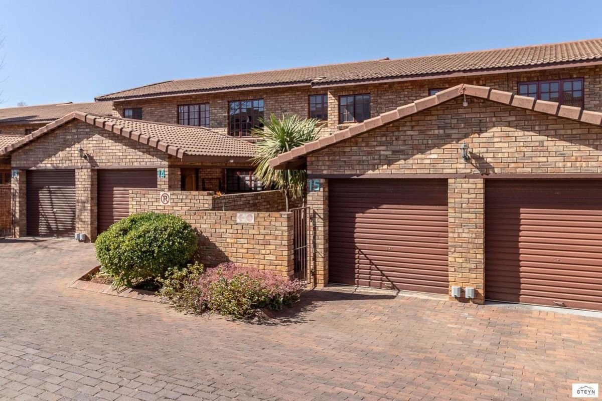 Neat duplex unit with large rooms from 1 August 2026 - Photo 3