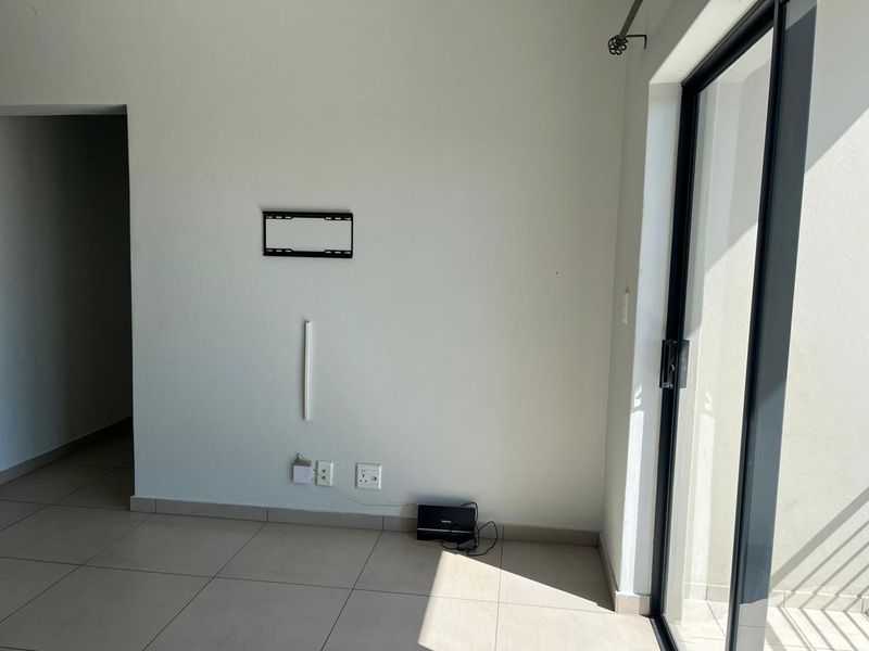 THREE BEDROOM APARTMENTAVAILABLE IN ISABEL ESTATE - Photo 3