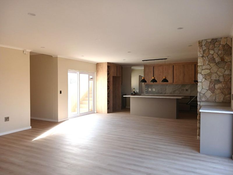 New Family Home - Photo 3