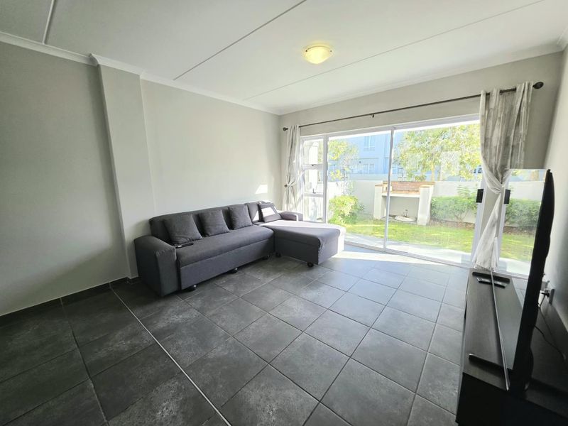 FURNISHED 3-BEDROOM TOWNHOUSE TO RENT IN HAASENDAL - Photo 3