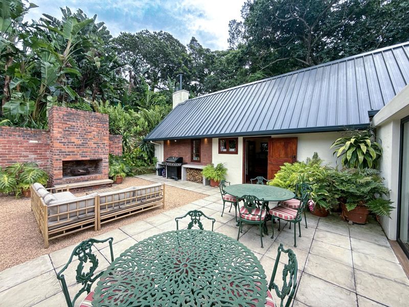 Luxury 5-Bed Historic Farmhouse, Simbithi Eco Estate - Sleeps 12! - Photo 3