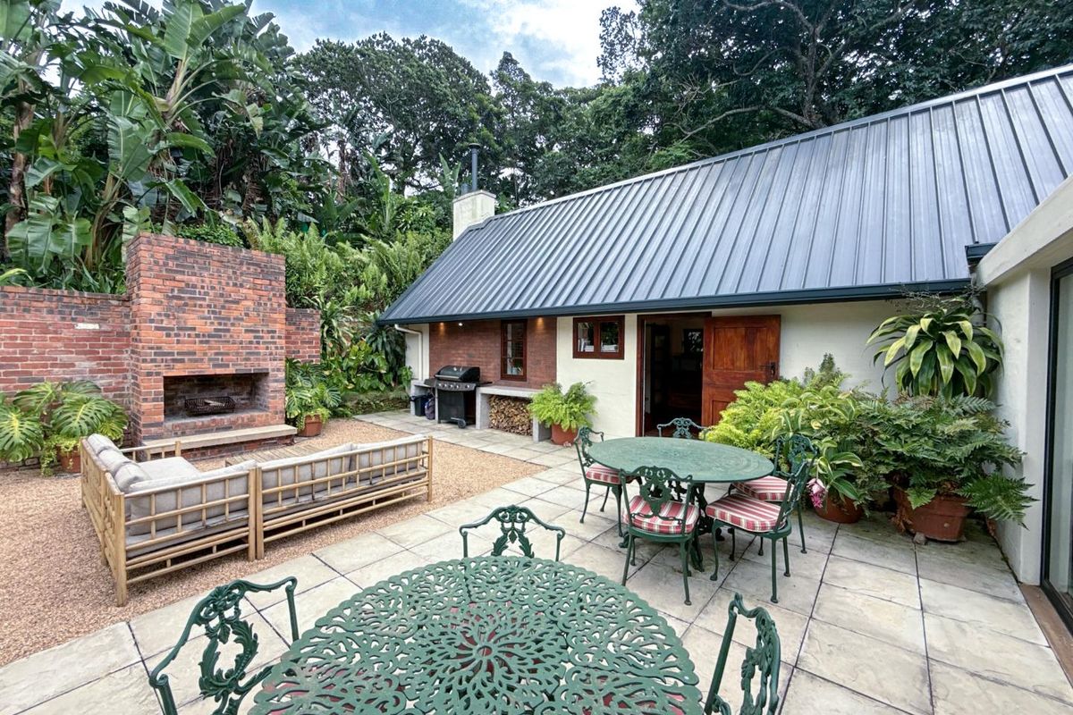 Luxury 5-Bed Historic Farmhouse, Simbithi Eco Estate - Sleeps 12! - Photo 3