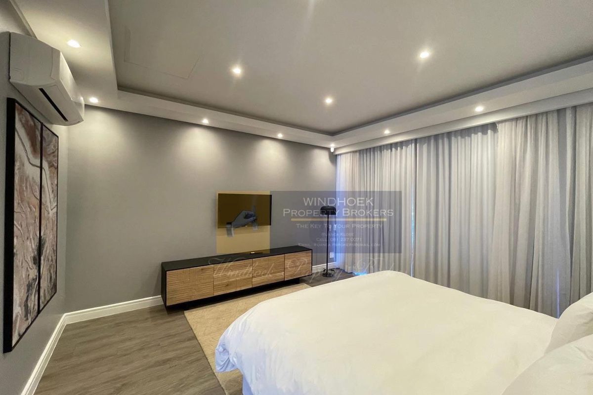 Upmarket FULLY FURNISH villa to Rent - Photo 5