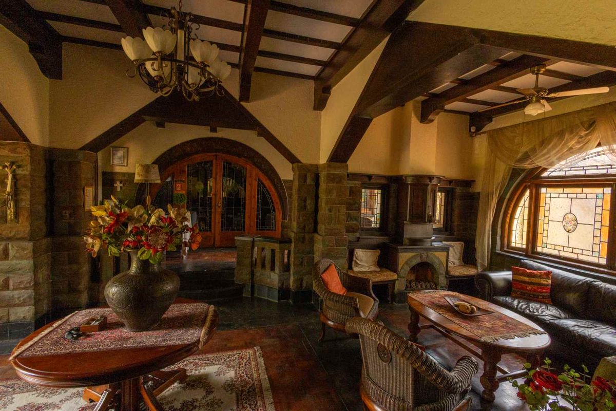 Secure Furnished Student Living in the Heart of Arcadia - Photo 4