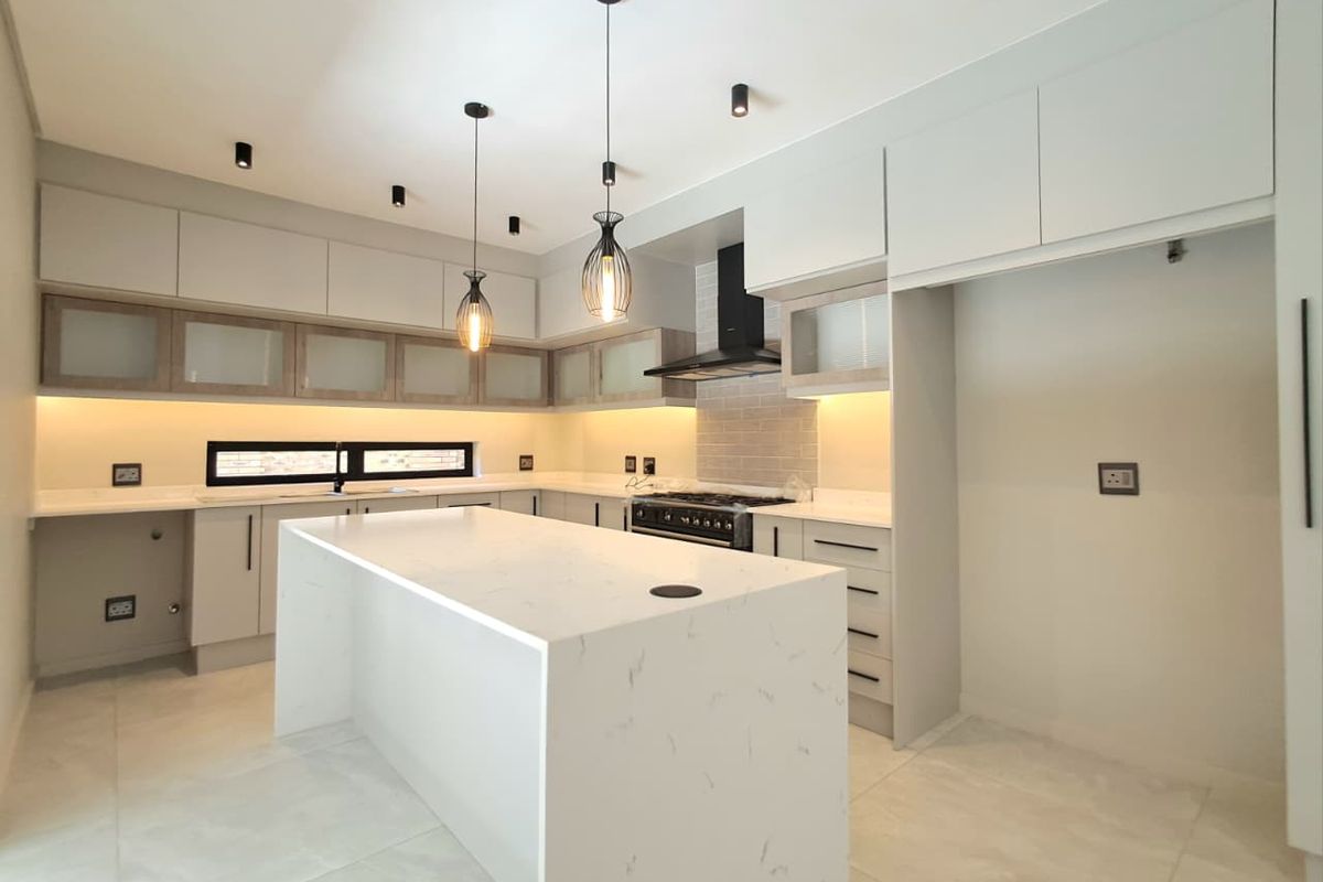 3 Bedroom Cluster in Brackenhurst NEW DEVELOPMENT - Photo 3