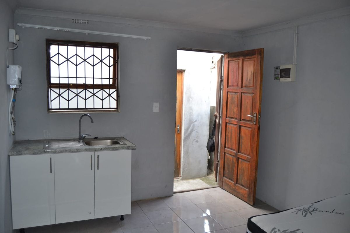 Charming Flat for Rent in Ilitha Park, Khayelitsha - Photo 4