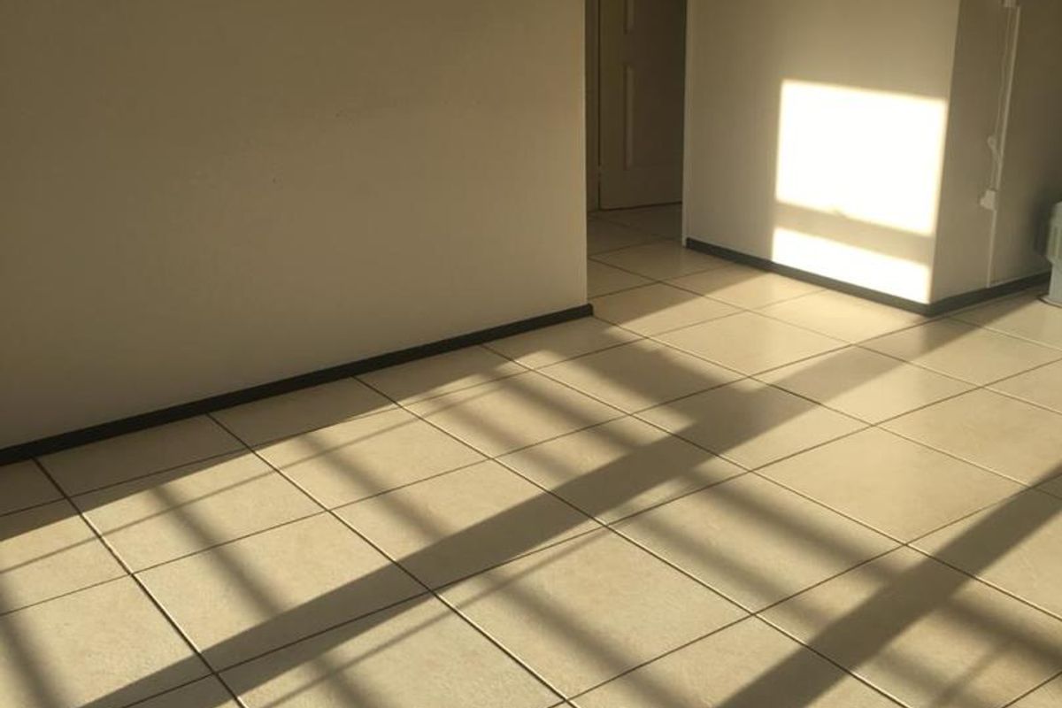 One Bedroom Penthouse Unit - Photo 3