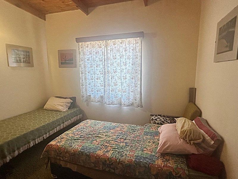 Bargain Holiday Retreat with Potential - Photo 5