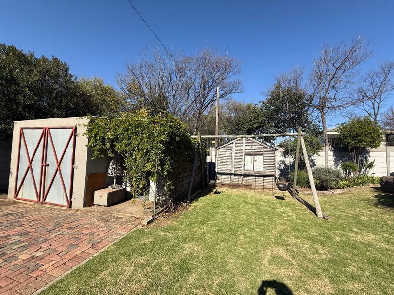 Tick all your boxes: 4bedrooms, study, pool, bar, jacuzzi ! - Photo 6