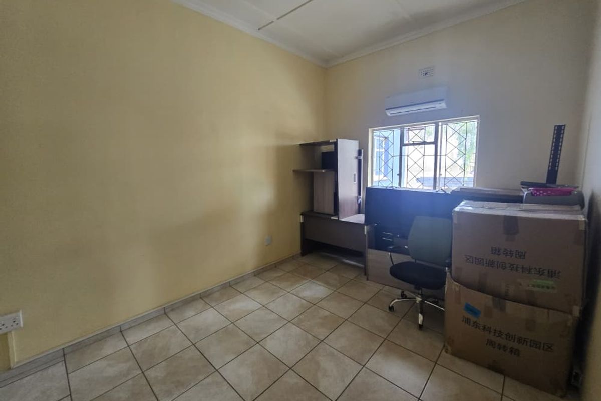 Office For Sale - CBD - Photo 3