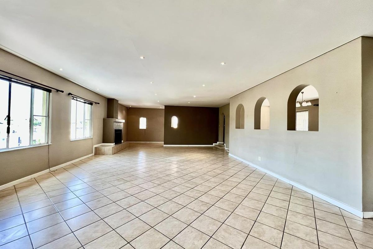 3 Bedroom House For Sale in Ludwigsdorf - Photo 4