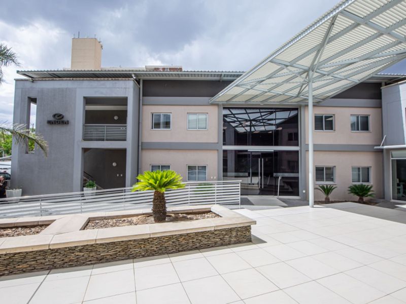 FOR SALE - Office space in CBD for Investors! - Photo 3