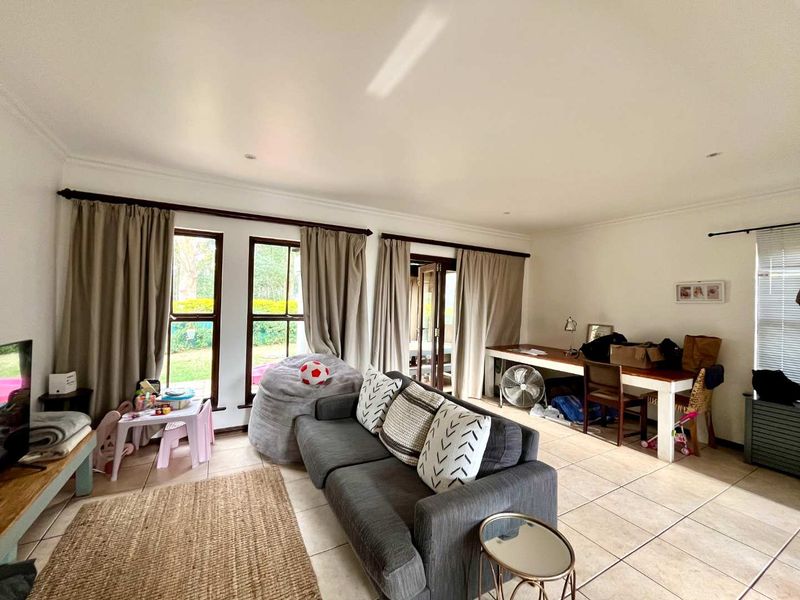 Pet Friendly Townhouse Available for Rent in Plantations Estate - Photo 9