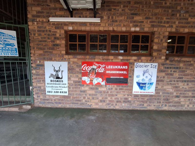 Embrace Peace & Convenience in Idyllic Leeupoort Stand - Photo 7