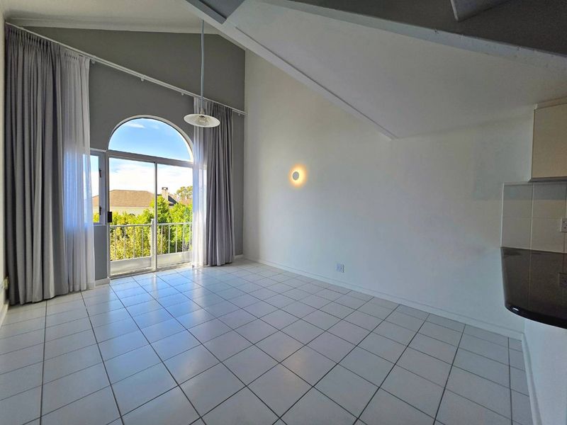 Stylish 1 Bedroom Loft Apartment - Photo 6