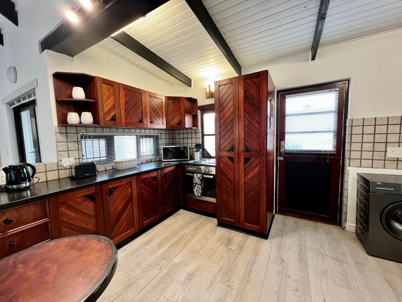 Fully Furnished townhouse - Photo 4