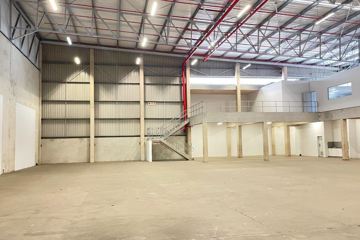 Prime Logistics & Distribution Warehouse To Let | Mount Edgecombe - Photo 5