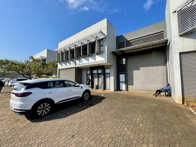 Hendra - 634m2 Mixed-Use Commercial Unit To Let | Secure Business Park - Photo 1