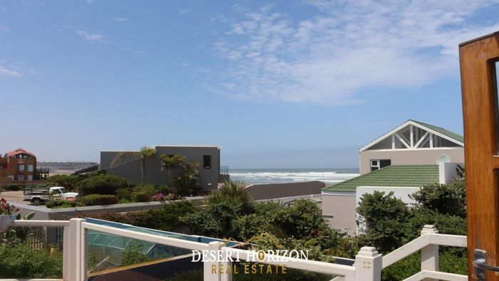 Property #2380583, House For Sale in Vogelstrand