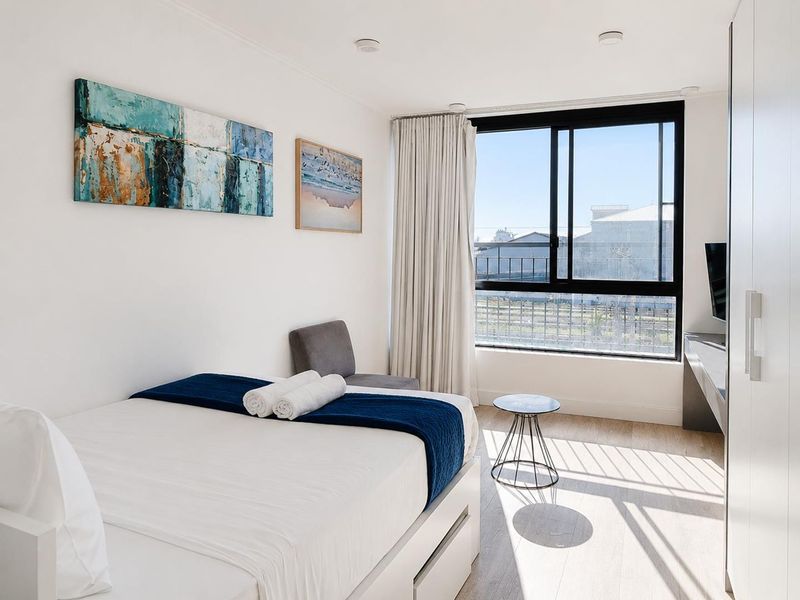Studio Apartment with Iconic Mountain Views – For Sale | 1 on Albert, Woodstock, Cape Town - Photo 9