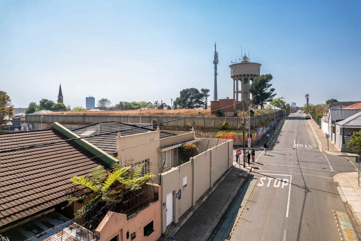 REDUCED. Outstanding Return on Investment For Student Accommodation Investors, Offered By This Unique Property,  For Sale In Brixton, Johannesburg - Photo 2