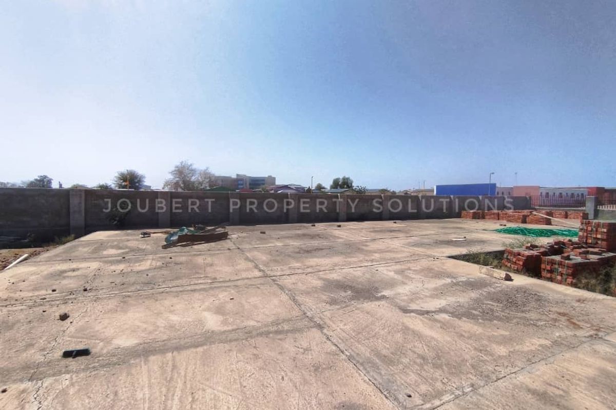 WELL-LOCATED BUSINESS ERF FOR SALE IN MARIENTAL SOUTH – EASTERN SIDE - Photo 4