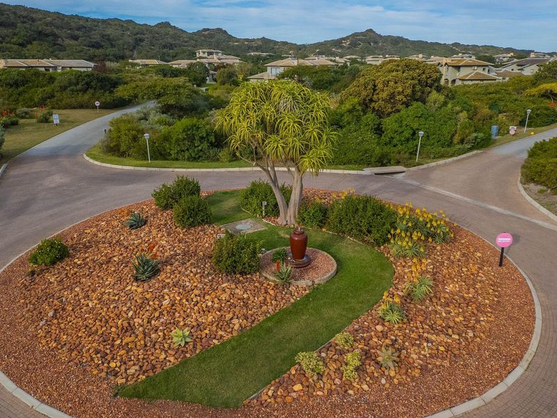 4 Bedroom Family Home in Estate - Photo 4