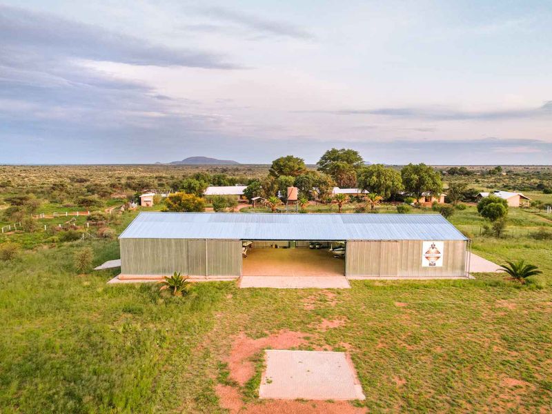 Farm situated in the Municipality of Windhoek, 12 km from International Airport - Photo 3