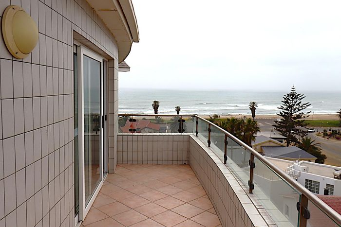 Property #2428342, Penthouse For Sale in Swakopmund Central
